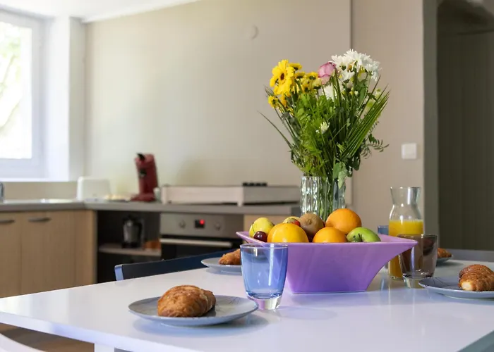 Le Cinema, Moderne Refait A Neuf, Jardin Apartmán