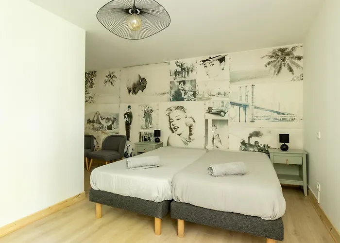 Le Cinema, Moderne Refait A Neuf, Jardin